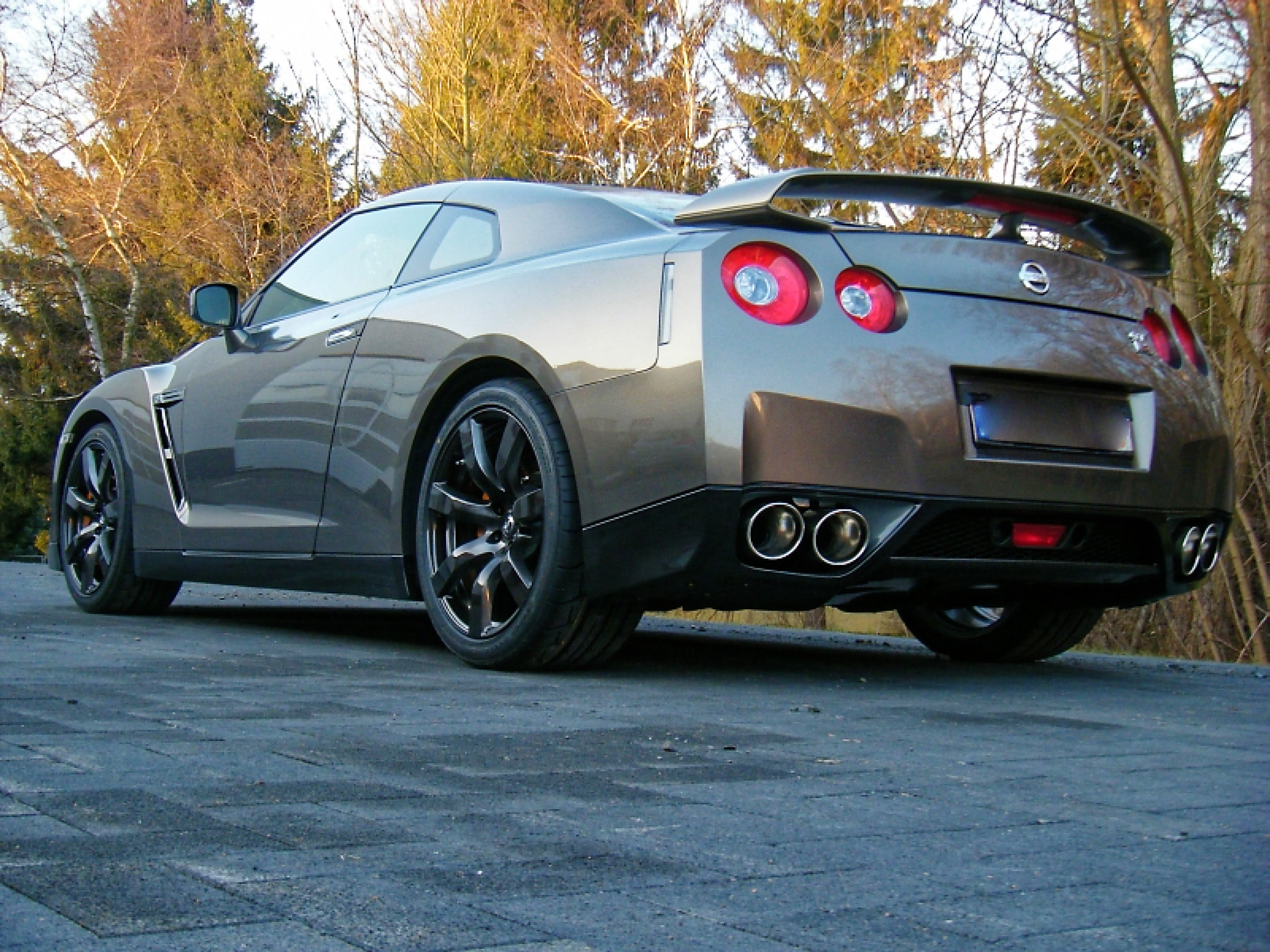 Serienentwicklung Nissan GT-R 2009 - Rueckansicht